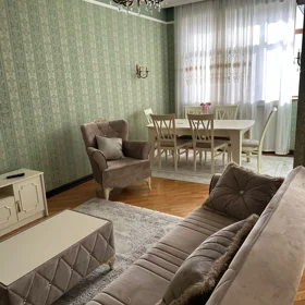 In Baku 100.0 m² apartment is for rent - Image 3