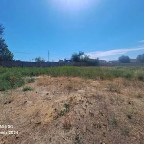 In Baku nan acre land is for sale - Image 3