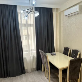In Baku 110.0 m² apartment is for rent - Image 3