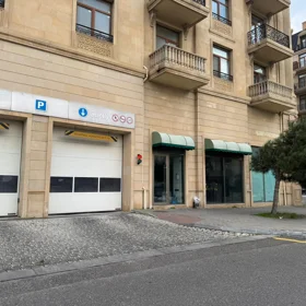 In Baku 240.0 m² commercial is for rent - Image 2