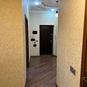 In Baku 100.0 m² apartment is for sale - Image 2