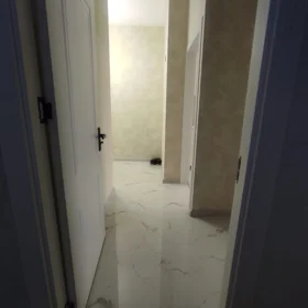 In Khirdalan 75.0 m² apartment is for rent - Image 5