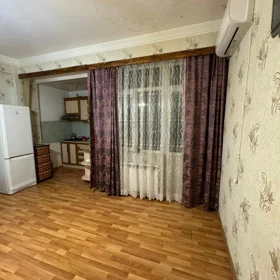 In Baku 70.0 m² apartment is for rent - Image 5