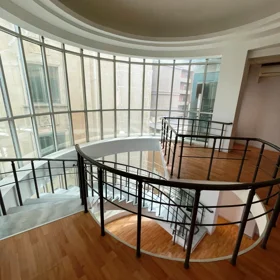 In Baku 2000.0 m² commercial is for rent - Image 3