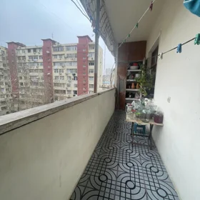 In Baku 120.0 m² apartment is for sale - Image 2