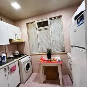 In Baku 65.0 m² apartment is for sale - Image 3