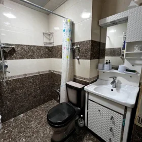 In Khirdalan 90.0 m² apartment is for rent - Image 4