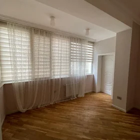 In Baku 101.0 m² apartment is for sale - Image 5