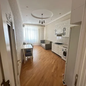 In Baku 60.0 m² apartment is for rent - Image 2