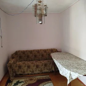 In Baku 70.0 m² apartment is for rent - Image 4