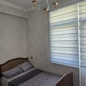 In Baku 70.0 m² apartment is for rent - Image 3