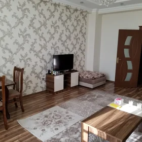 In Baku 130.0 m² apartment is for rent - Image 4
