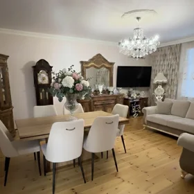 In Baku 105.0 m² house with 3.0 rooms is for sale - Image 2