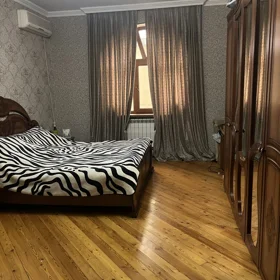 In Baku 216.0 m² house with 6.0 rooms is for sale - Image 4
