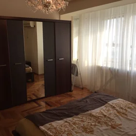 In Baku 85.0 m² apartment is for rent - Image 3