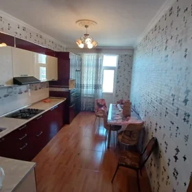 In Khirdalan 90.0 m² apartment is for rent - Image 5