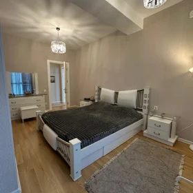 In Baku 95.0 m² apartment is for rent - Image 5