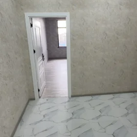 In Baku nan m² apartment is for sale - Image 2