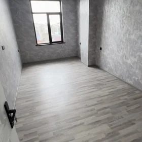 In Baku nan m² apartment is for sale - Image 4