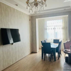 In Baku 102.0 m² apartment is for rent - Image 2