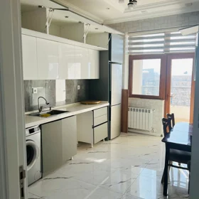 In Baku 102.0 m² apartment is for rent - Image 5