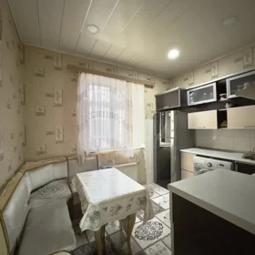 In Baku 105.0 m² apartment is for rent - Image 5