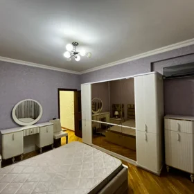 In Baku 140.0 m² apartment is for rent - Image 4