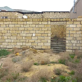 In Baku nan acre land is for sale - Image 2