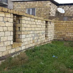 In Baku nan acre land is for sale - Image 5
