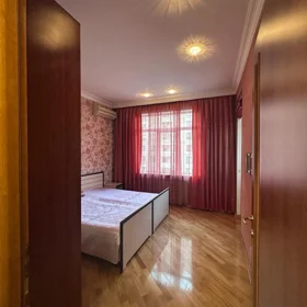 In Baku 120.0 m² apartment is for rent - Image 4