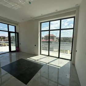 In Sumgayit 550.0 m² commercial is for sale