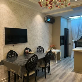 In Baku 65.0 m² apartment is for rent - Image 2