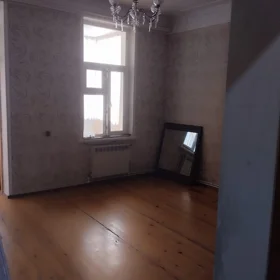 In Baku 80.0 m² apartment is for rent - Image 3