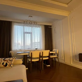 In Baku 118.0 m² apartment is for sale - Image 3