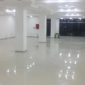 In Baku 1750.0 m² commercial is for rent - Image 4