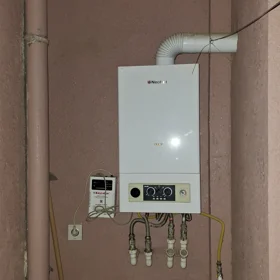 In Baku 55.0 m² apartment is for sale - Image 3