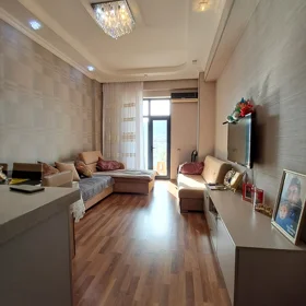 In Baku 91.0 m² apartment is for sale - Image 2