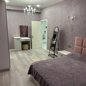 In Baku 110.0 m² apartment is for rent - Image 3