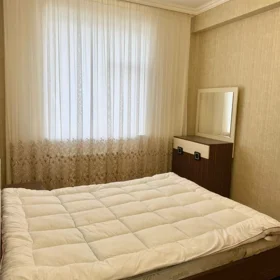 In Baku 90.0 m² apartment is for rent - Image 3