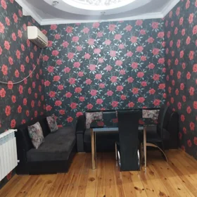 In Baku 65.0 m² house with 3.0 rooms is for rent - Image 3