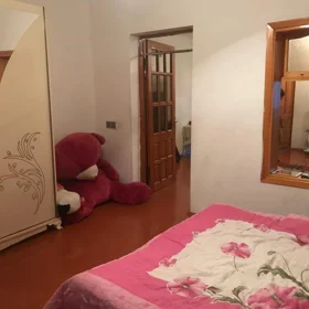 In Baku 50.0 m² house with 2.0 rooms is for rent - Image 3