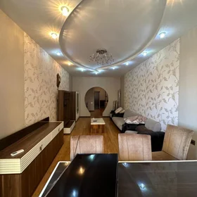 In Baku 90.0 m² apartment is for rent - Image 2