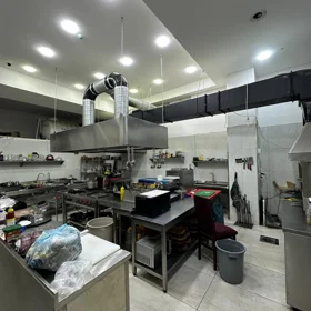 In Baku 390.0 m² office is for sale - Image 5