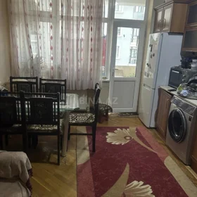 In Baku 107.0 m² apartment is for sale - Image 4