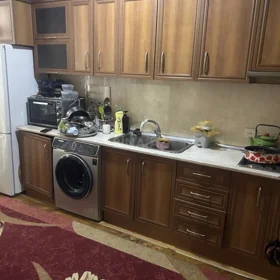 In Baku 107.0 m² apartment is for sale - Image 5