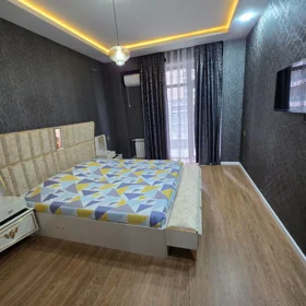 In Baku 151.0 m² apartment is for rent - Image 3