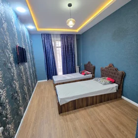 In Baku 151.0 m² apartment is for rent - Image 4