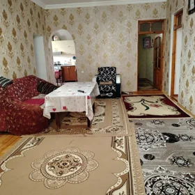 In Baku 120.0 m² house with 4.0 rooms is for sale - Image 3