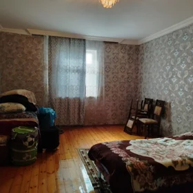 In Baku 120.0 m² house with 4.0 rooms is for sale - Image 5