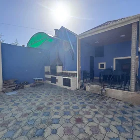 In Baku 350.0 m² house with 8.0 rooms is for sale - Image 4